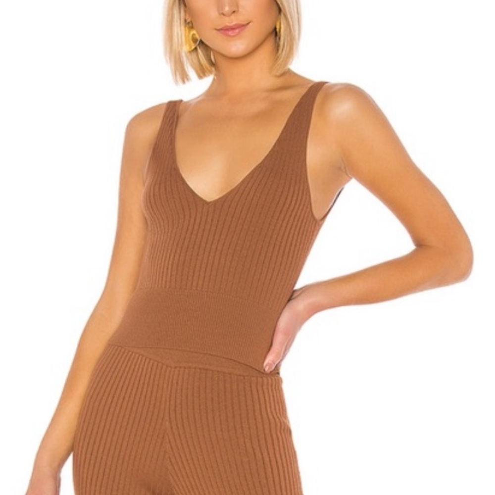NWT Line & Dot Lynn Ribbed Tank